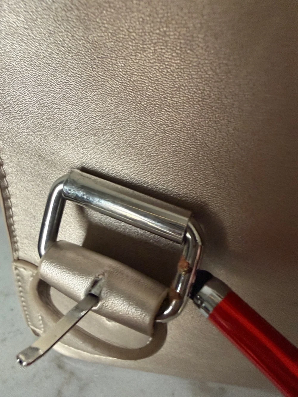 SASSY JONES Metallic Light Gold Backpack - Picture 11 of 11